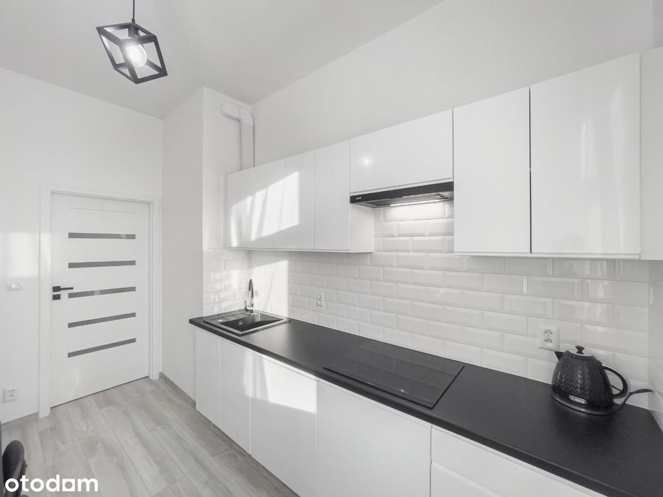 Przestronny Apartament z 2 Sypialniami i Balkonem