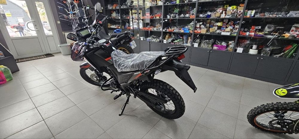 Мотоцикл Loncin ms250
