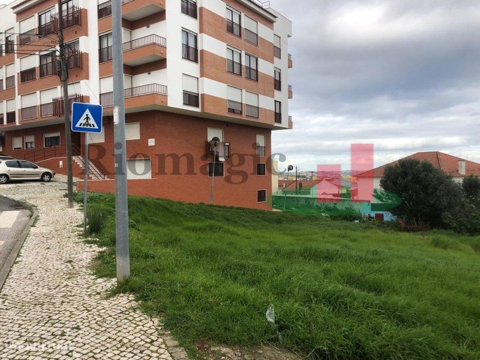 Lote de Terreno Urbano - Amadora***RIOMAGIC*** — Mina De Água, Lisboa