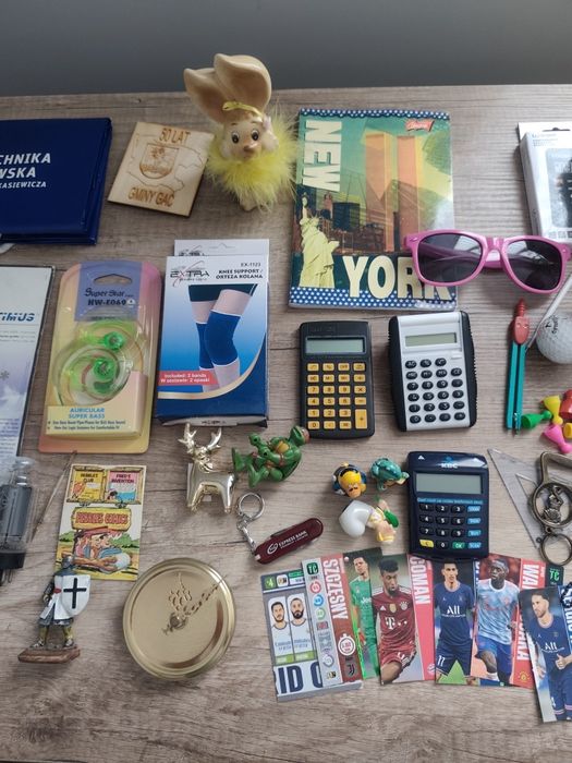 Gadżety przybory szkolne lata 90 zabawki długopisy pamiątki przybornik