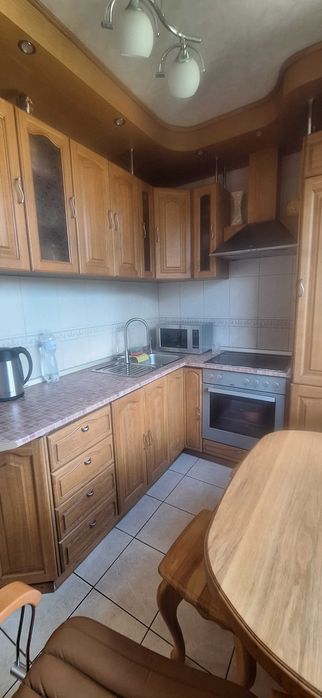 Продам 3 кімнатна квартира біля метро Перемога