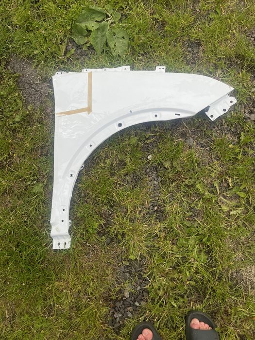 Крило шевроле Болт.