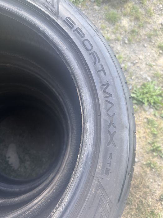 Шини 245/45 R 18 Dunlop SportMaxx rt2