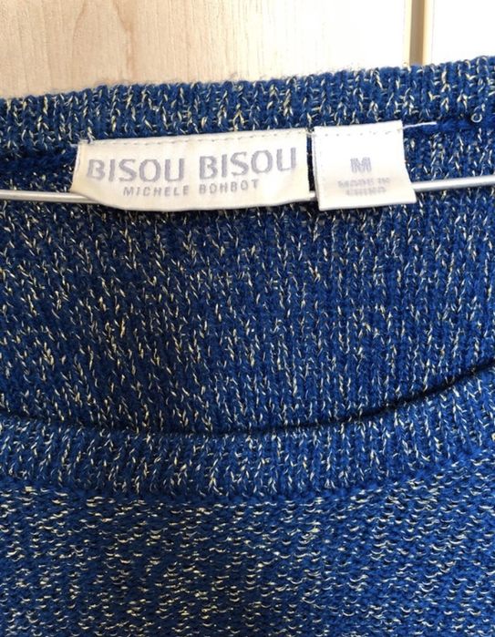 Sweterek z blyszczaca nitką