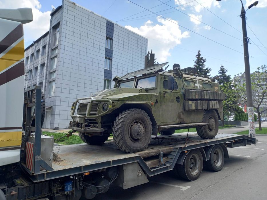 Євакуатор вантажний від 1т до 15т.