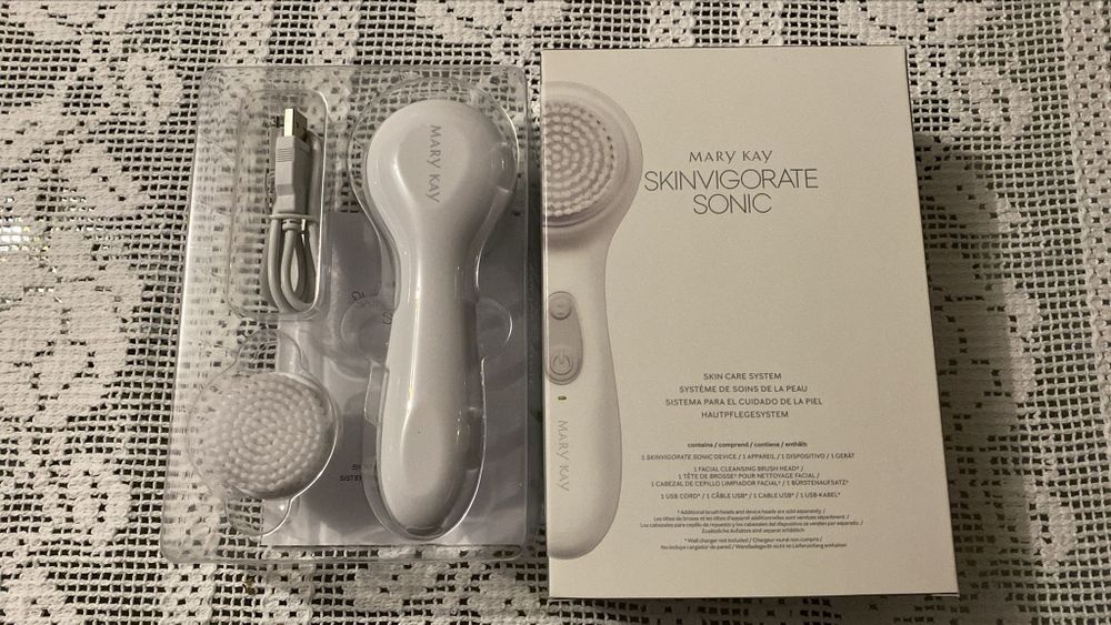Escova de Limpeza Facial Mary Kay Skinvigorate Sonic – NOVA