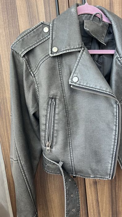 Трендова шкіряна куртка .ідеальний крій.must-have цього сезону