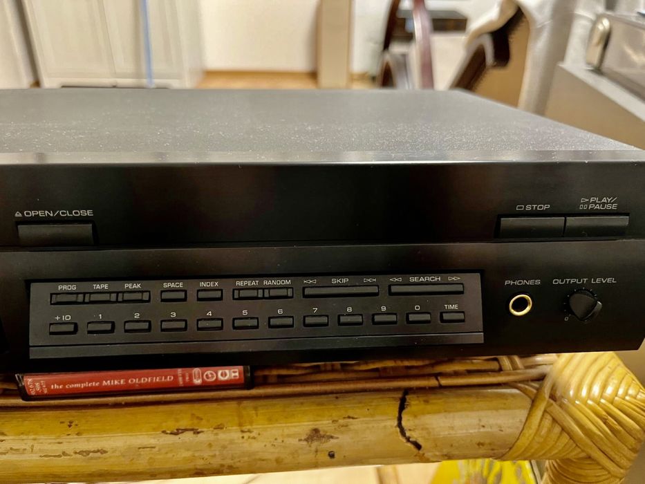 CD Yamaha CDX-890