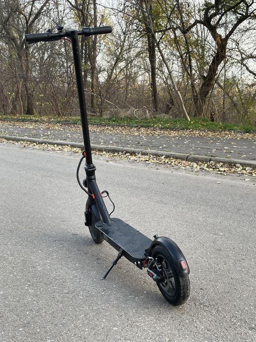 Електросамокат. Crosser e9