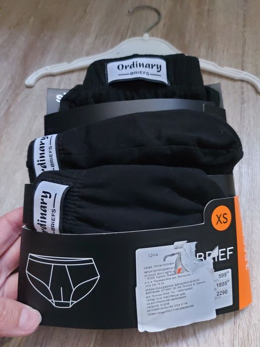 Новий комплект трусів, розмір XS..або підліток..