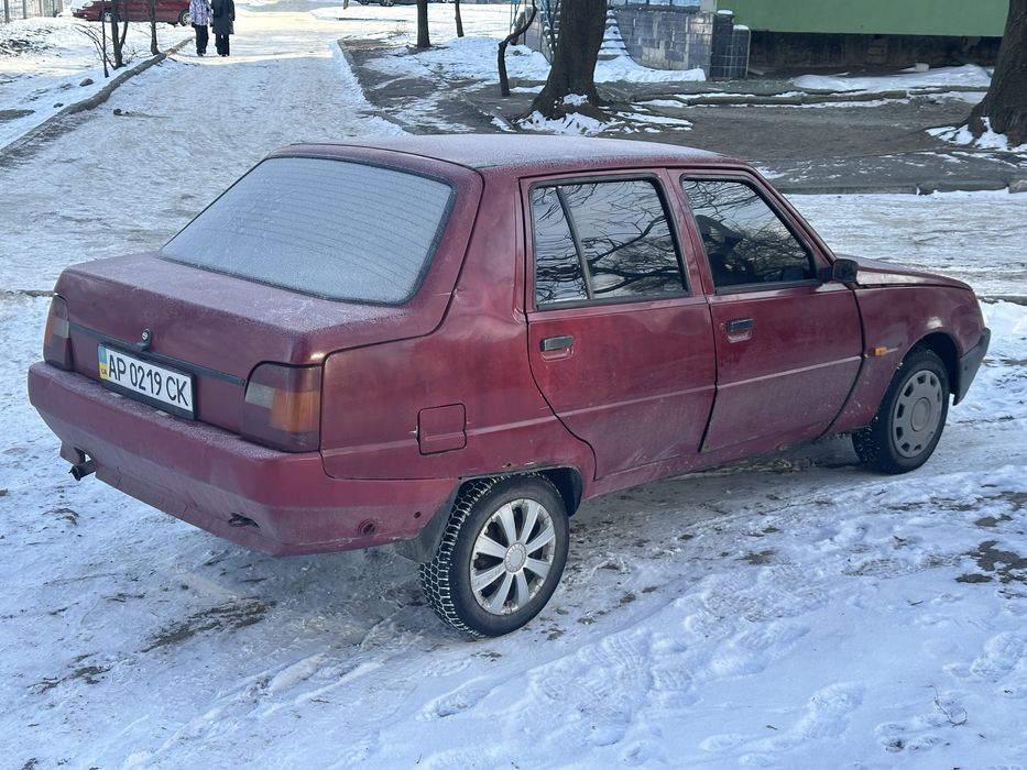 Продам Заз Славута газ/бензин на уверенном ходу