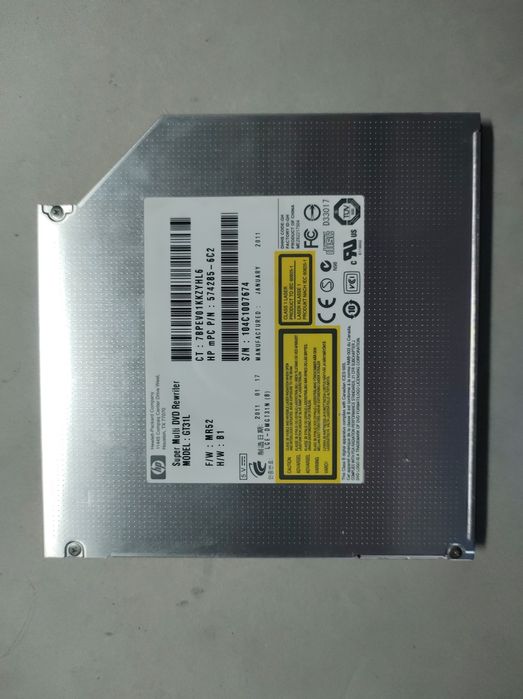 DVD R-RW  для ноутбука.