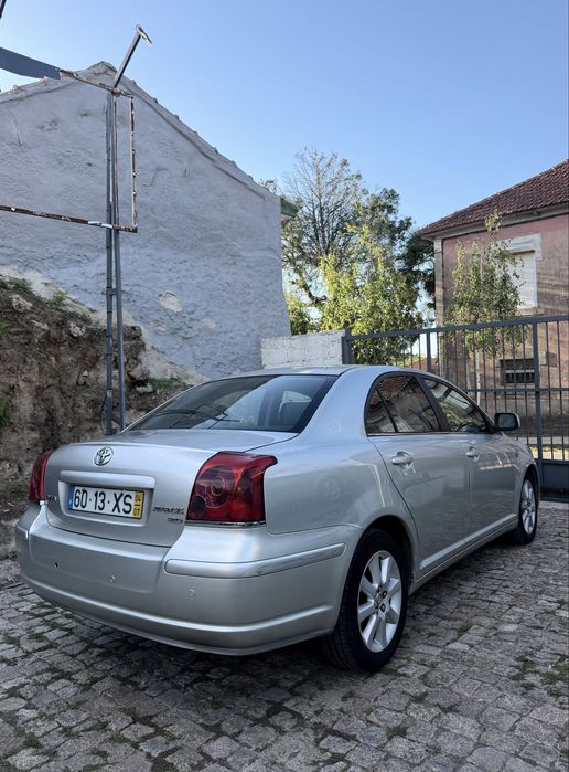 Toyota Avensis 2.0 D-4D | 2004 | Nacional