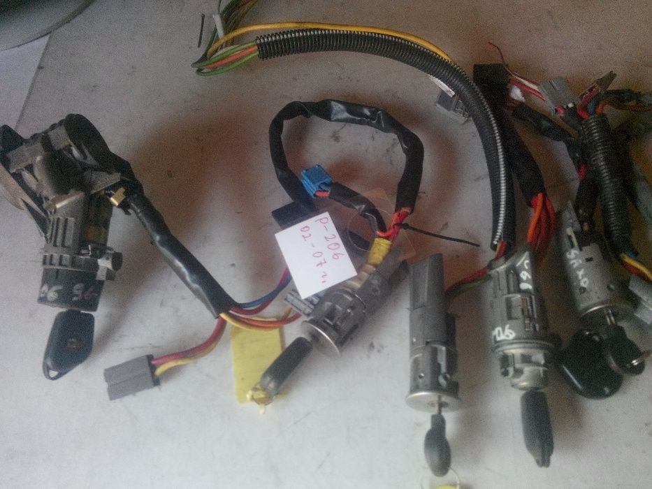 Замок зажигания Пежо205 206 307 309 406 пежо партнер ситроен берлинго ...