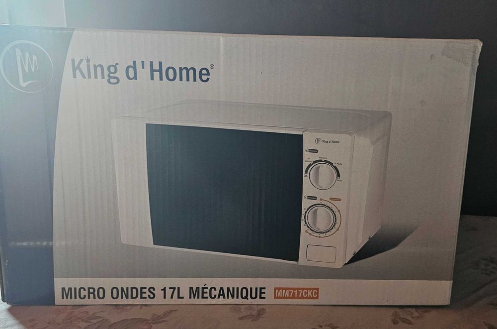 Microondas 17 litros como novo