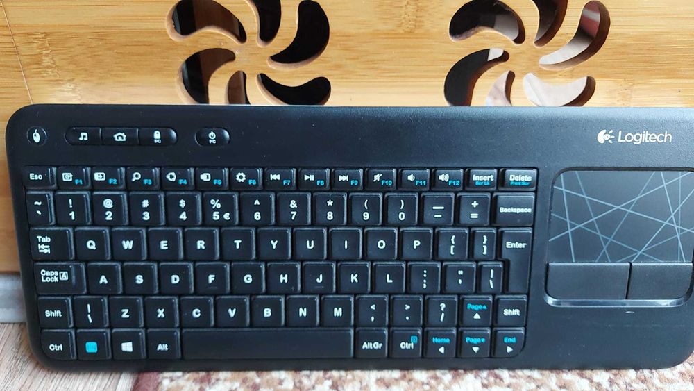 Klawiatura bezprzewodowa Logitech K400R czarna