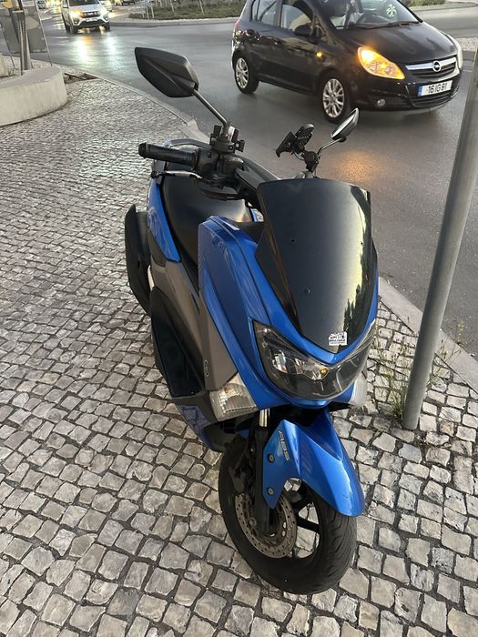Moto nmax  yamaha