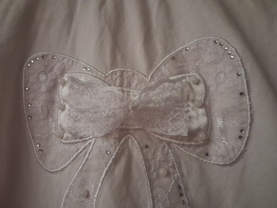 Кофточки на дівчинку  8-9  років