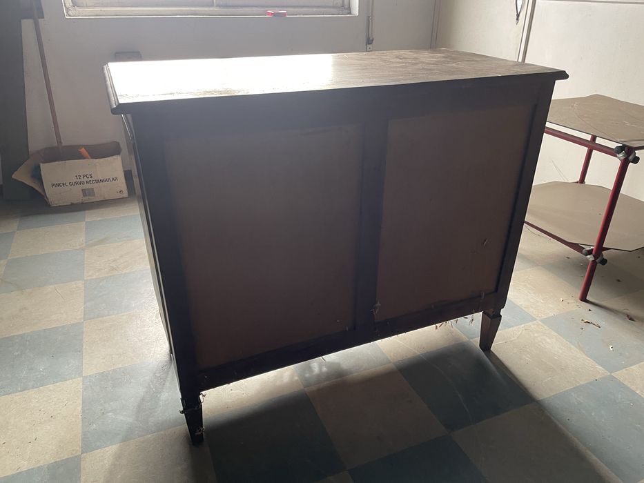 Comoda vintage em madeira maciça