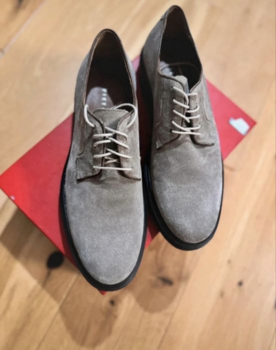 Eleganckie skórzane buty typu derby r. 44 Vistula Red Nowe