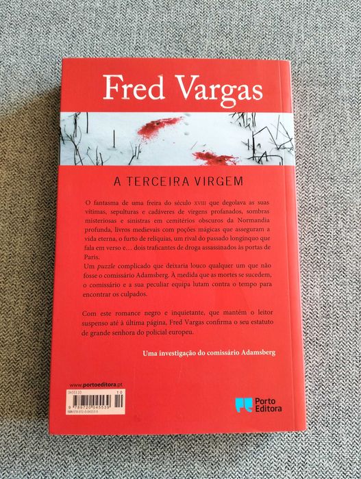 Livro "A terceira Virgem" Fred Vargas