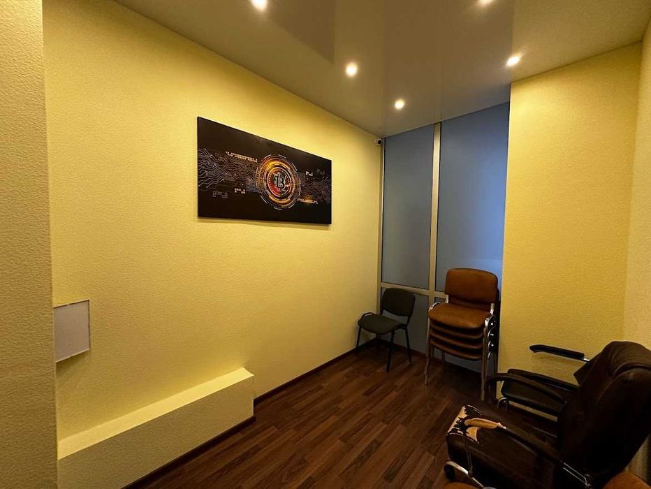 Без %! Аренда офиса в БЦ Харьковское шоссе м.Бориспольская (150 кв.м.)