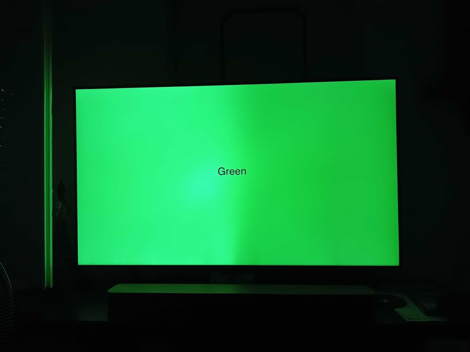 Samsung 50au9005 TV 4K 50 Polegadas com leve defeito