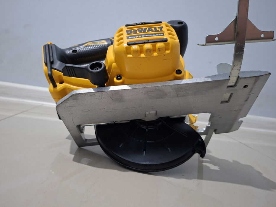 Пила дискова акумуляторна безщіткова DeWALT DCS565