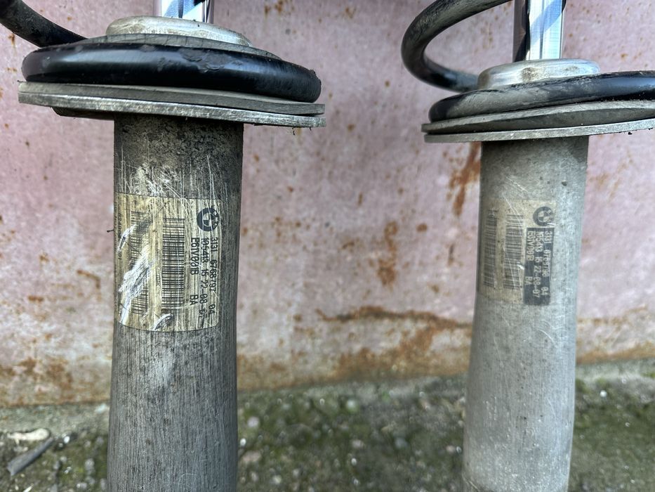 Передні стойки Амортизатори бмв е60