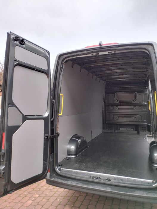 Zabudowa podłogi i ścian VW Crafter / MAN TGE L4H3