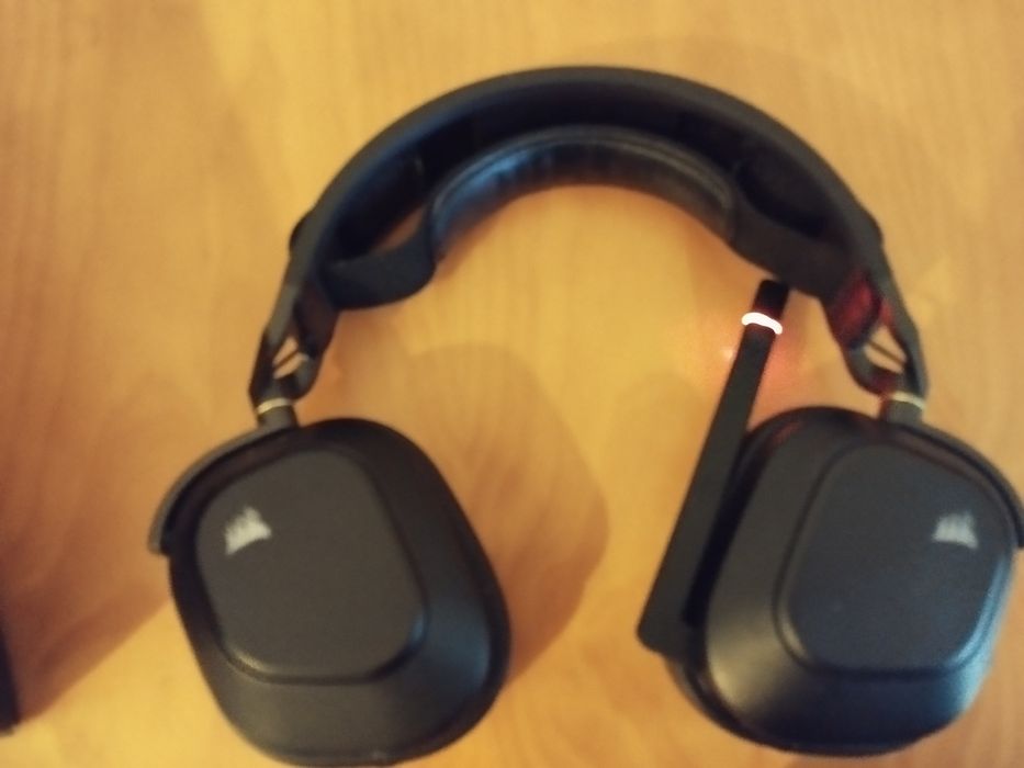 Headset Corsair HS80 Wireless