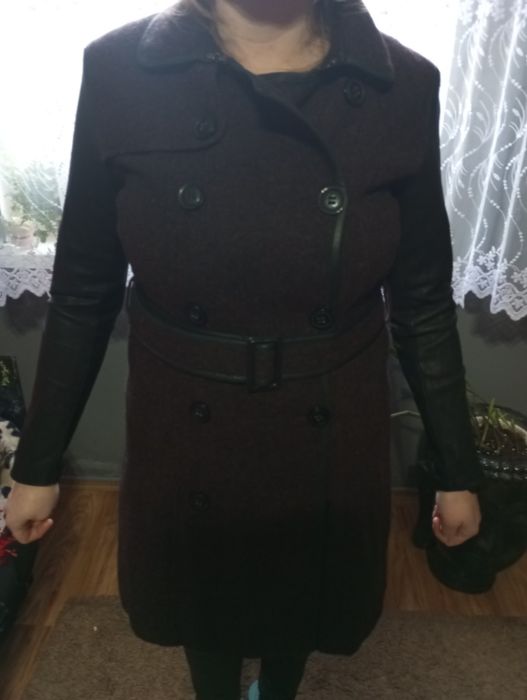 Płaszcz sprzedam.