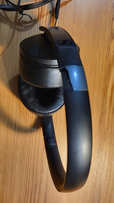 Auriculares Sennheiser com fio