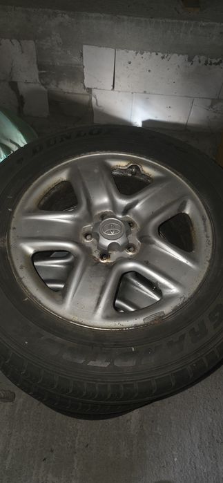 Felgi stalowe z oponami 17 Toyota rozstaw 5x 114,3