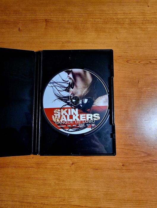 SKINWALKERS - Sangue de Lobo (Jason Behr/Rhona Mitra/Matthew Knight)