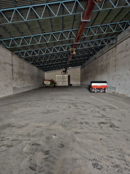 Hala na wynajem   900m2