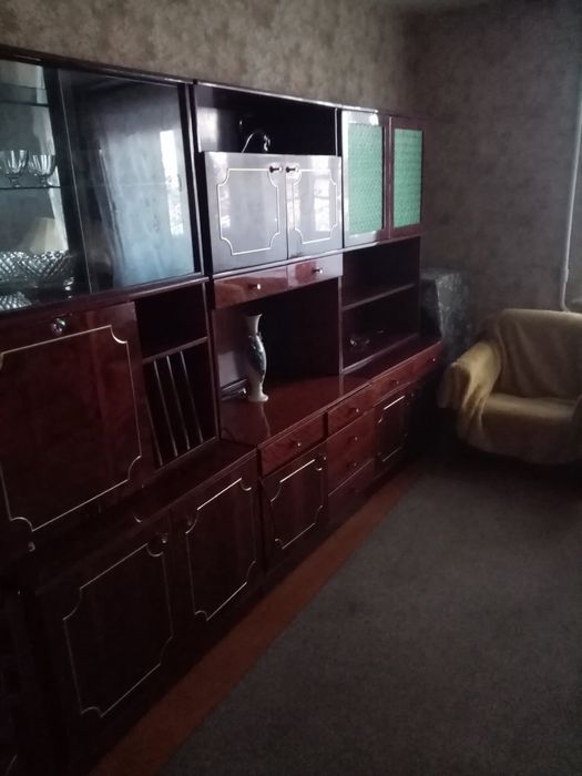 Сдам 2х кімнатну квартиру вул. Київська р-н Універмага. 3/9 цегл.