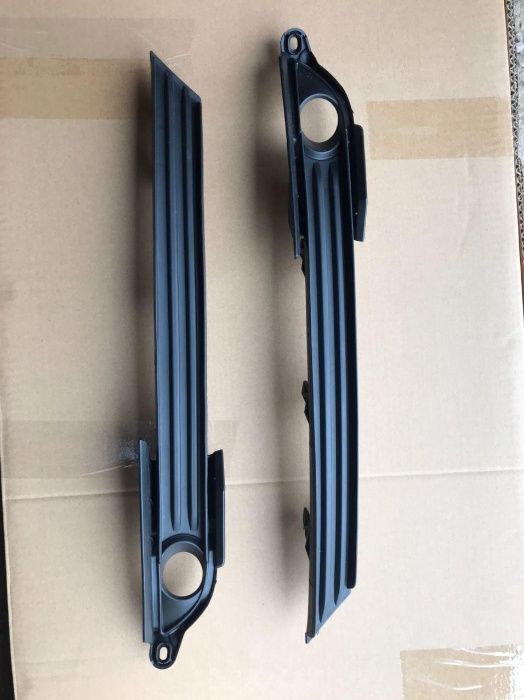 Накладка противотуманной фары Mazda CX-5 2017+