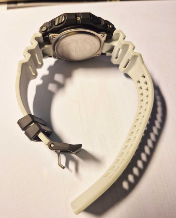 Casio G-Lide GBX-100TT8