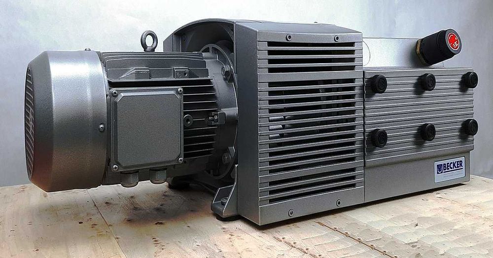 Ремонт вакуумних насосів (роторно-пластинчастих, кігтевих та інші)