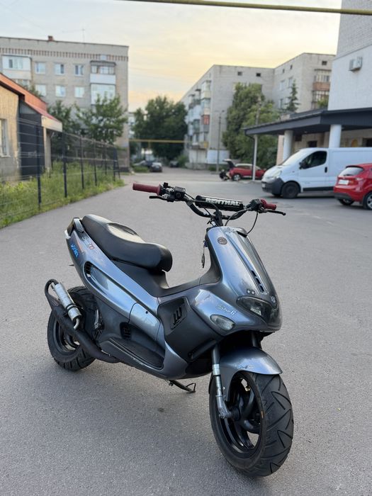 Скутер Gileta Runner