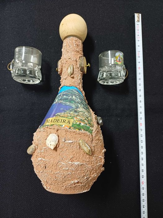 Garrafa decorativa da Madeira