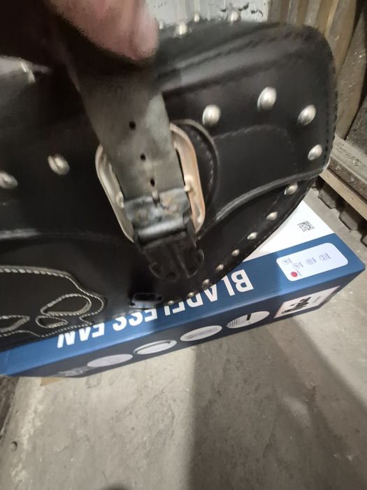 Kufry skórzane chopper duże
