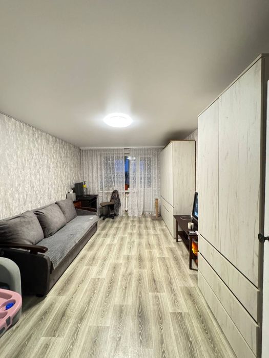 КРЕС, 2 кім. ЧЕШКА , 4йповерх, окремі кімнати, можна по ЄВідновлення