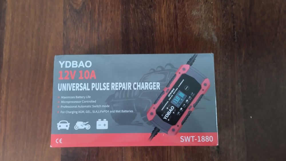 Carregador de Bateria Auto