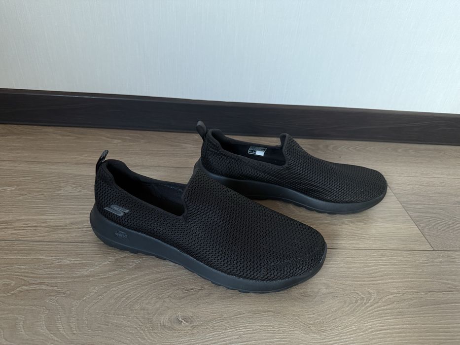 Мокасіни Skechers 45 розмір новий стан