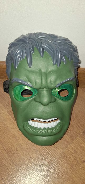 Przebranie Hulk świecąca maska + fartuch /peleryna & akcesoria