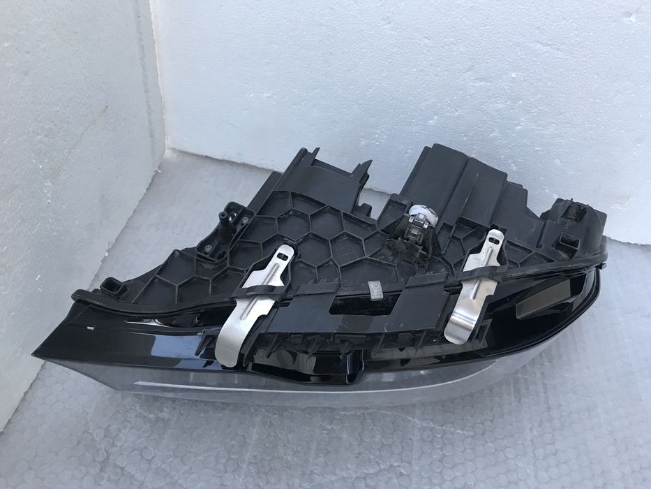 Фара права ліва bmw g20 USA