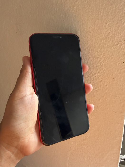 Iphone 11 vermelho