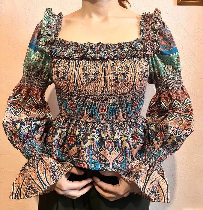 Блузка жіноча квіткова